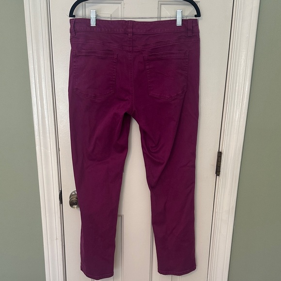White House Black Market Magenta Slim Ankle Pants - Picture 6 of 6